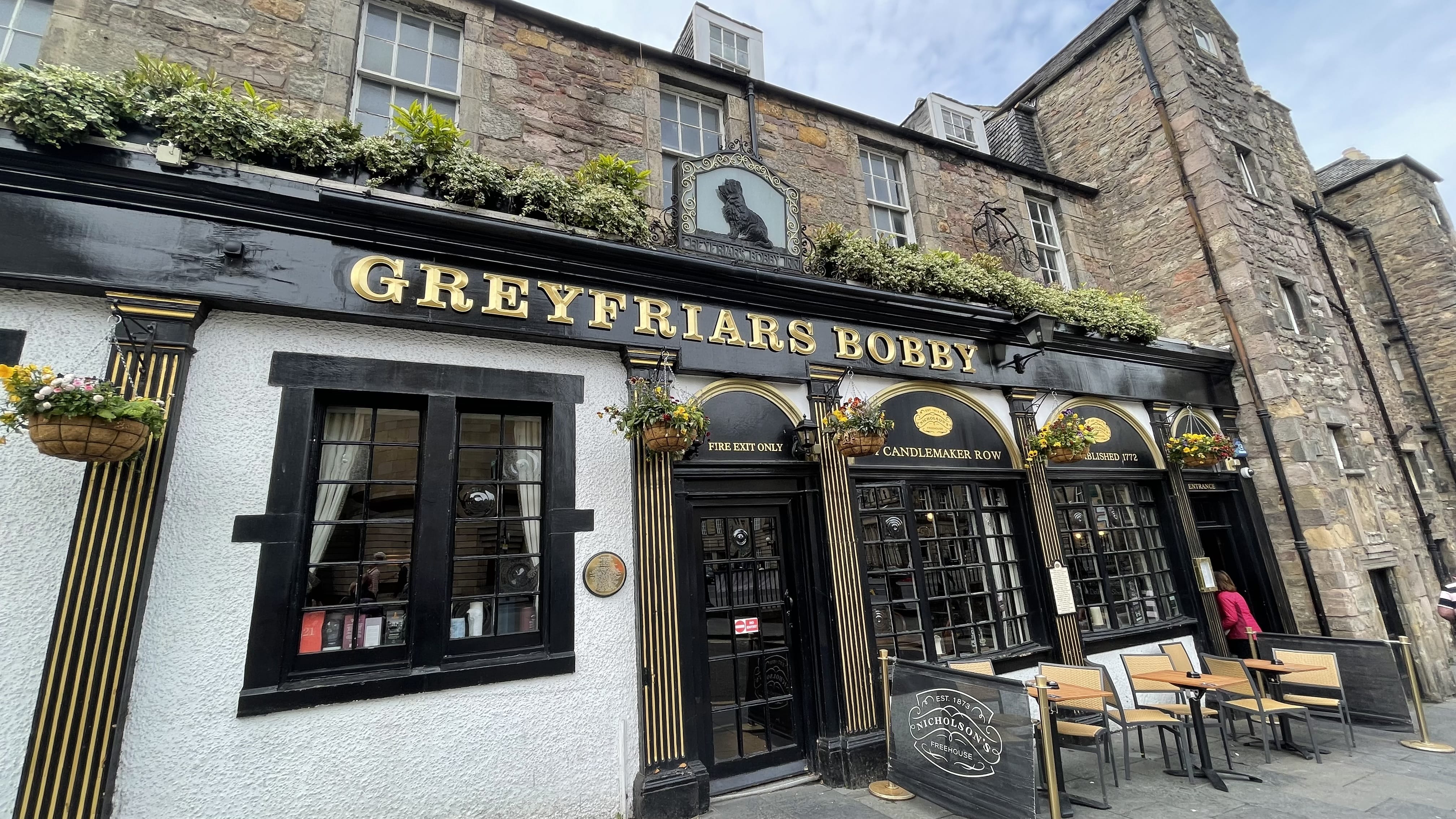 Greyfriars Bobby Pub in Edinburgh, named after the loyal Skye Terrier who watched over his master’s grave—4 day in Edinburgh.