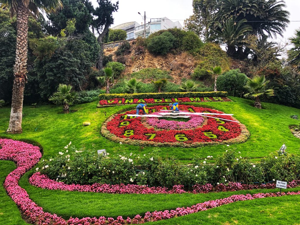 4 Days in Santiago – Reloj de Flores, the giant flower clock in Viña del Mar, Chile.
